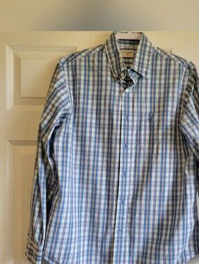Dockers Size Medium Mens Button Up Dress Shirt 100% Cotton